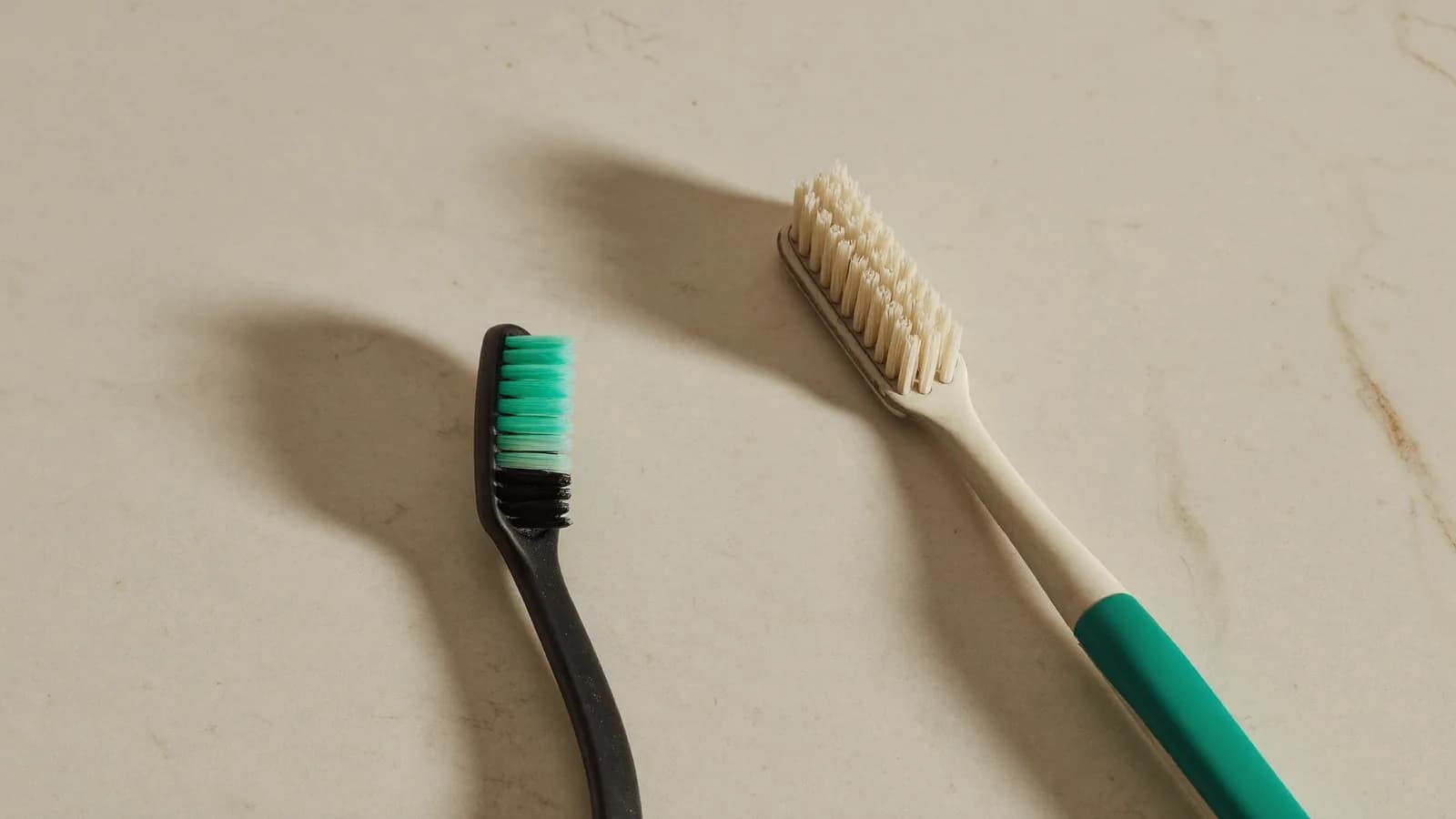 칫솔 교체주기, 3개월이 정답일까?